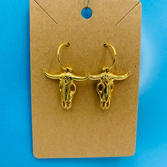 Cow skull Gold Earrings - Picture 4 of 9